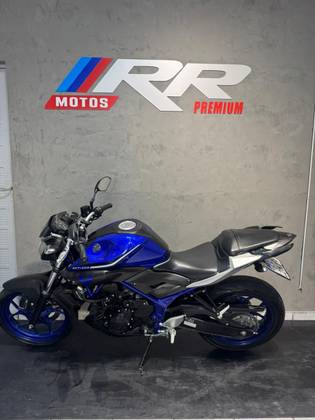 YAMAHA MT-03 ABS YAMAHA MT-03 ABS